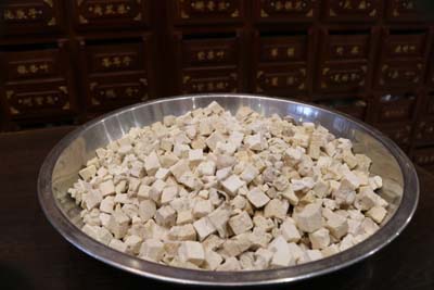 广州中医治疗食管癌的肿瘤医师